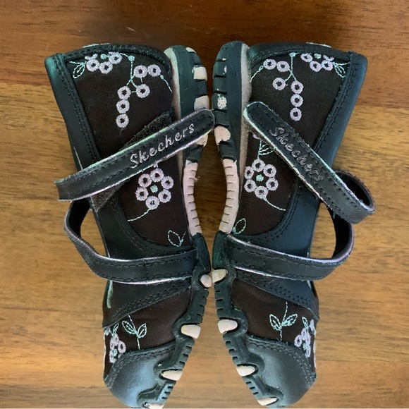 Skechers Toddler Shoes - Picture 6 of 7